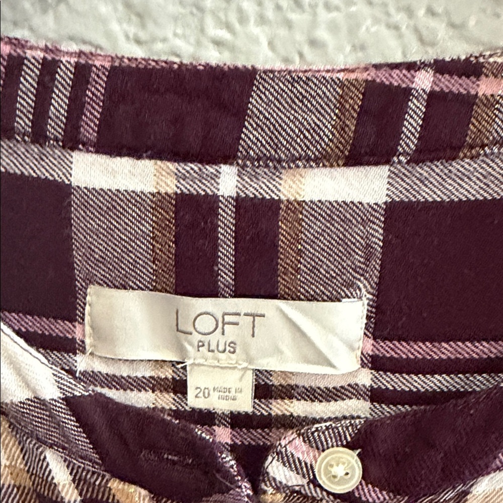 LOFT Burgundy Plaid Button-Front Tunic Top size 20 - Picture 2 of 5